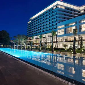 Ramada Plaza Hotel&spa Hotel