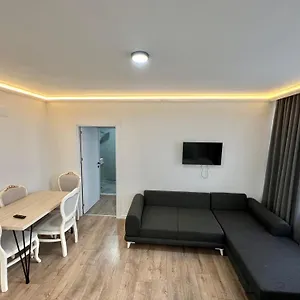 Golden Life Aparthotel